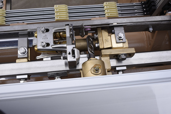 Tek nozzle hava jet dokuma makinesi 3.8kw Yüksek Hızlı Uçuşsuz dokuma makinesi