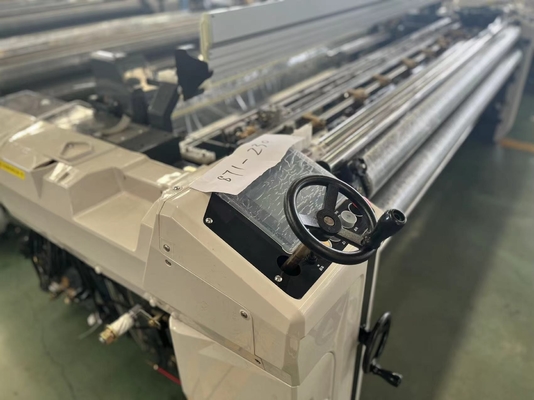 Polyester dokuma dokuma makinesi Yüksek Hız 1000RPM 2.1m Su Jet Güçlü Dokuma