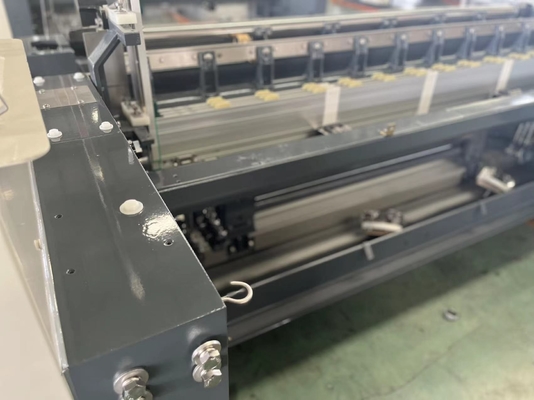 Tek nozzle kumaş dokuma makinesi 220cm Elektronik besleme sistemi Su jet dokuma makinesi