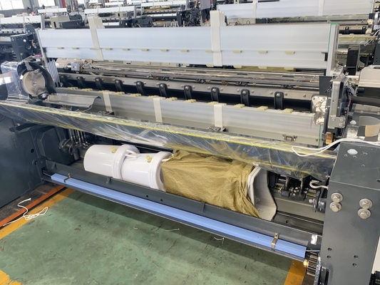 Düz Dövme Su Jet Tekstil Makinesi 360cm Su Jet Döşemesi Dobby